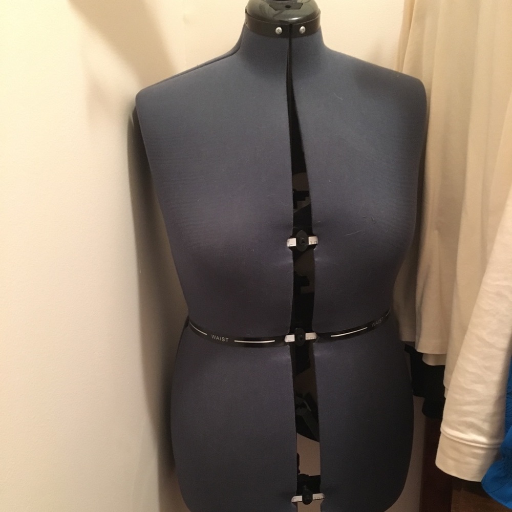 Dress form